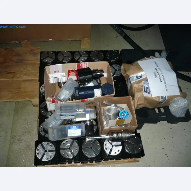 CNC soustružnicko-frézovací centra / stroje, průmyslové vozíky, kancelářské a obchodní vybavení-9