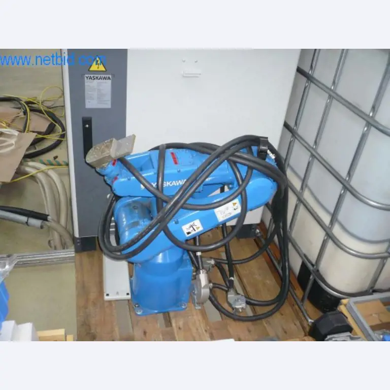 CNC draai-/freescentrum/machines, industriële trucks, kantoor- en bedrijfsuitrusting-1