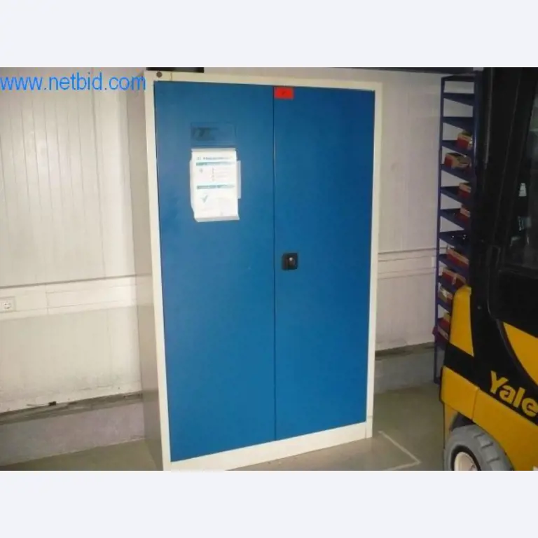 CNC draai-/freescentrum/machines, industriële trucks, kantoor- en bedrijfsuitrusting-1