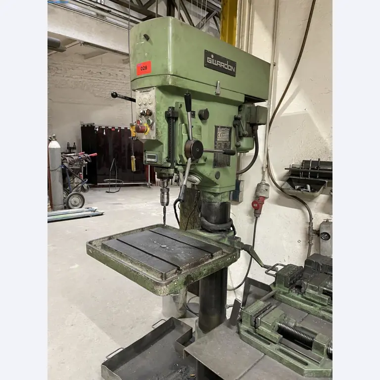 Maschinen zur Metallbearbeitung -1
