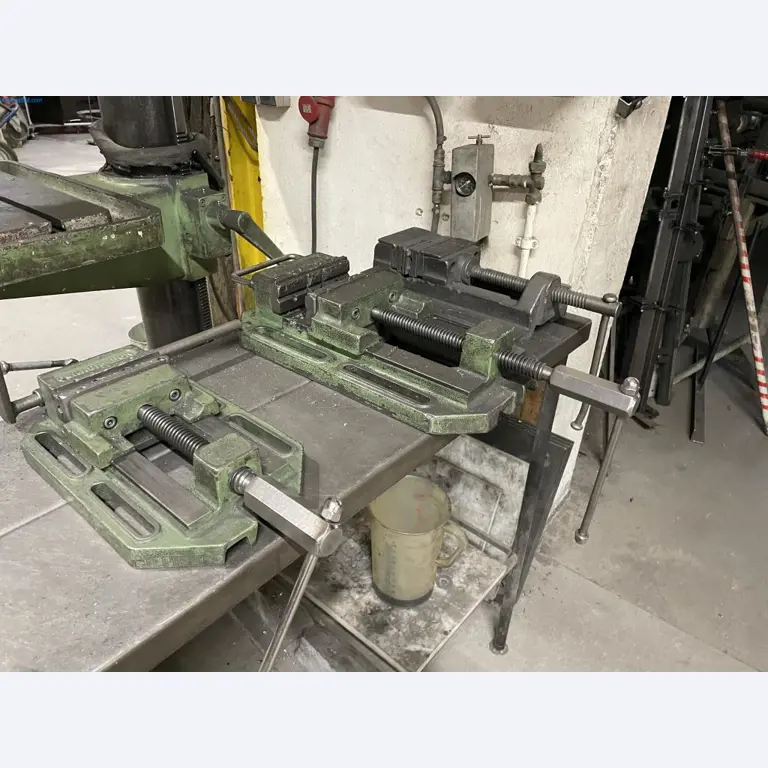 Maschinen zur Metallbearbeitung -3
