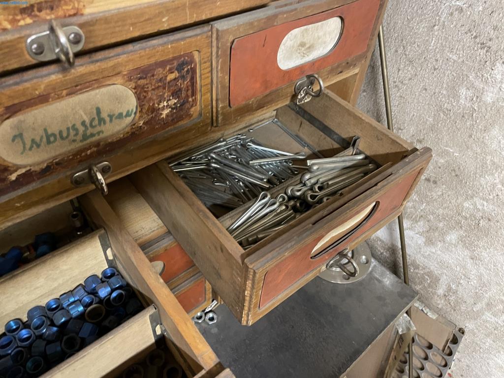 Kovoobráběcí stroje-11