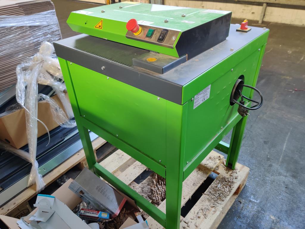 Zapasy składające się z dóbr konsumpcyjnych, artykułów promocyjnych i towarów-6