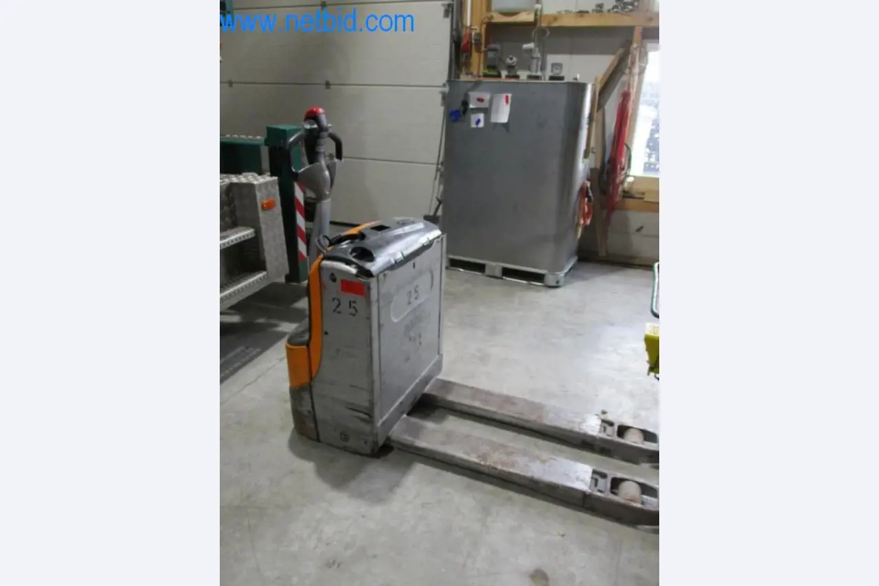 Maschinen und Fahrzeuge (Dachdeckerei)-1