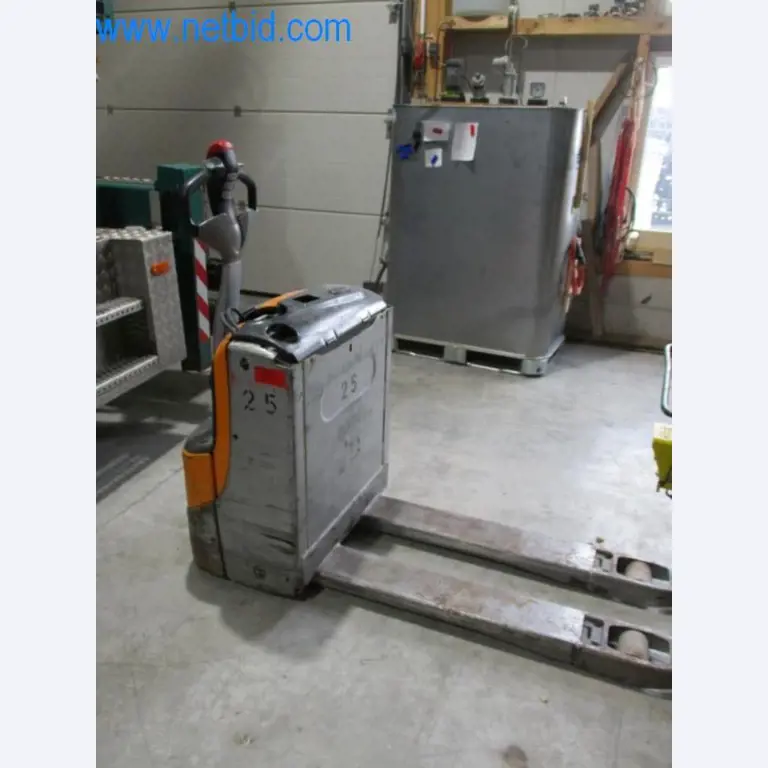 Maschinen und Fahrzeuge (Dachdeckerei)-1