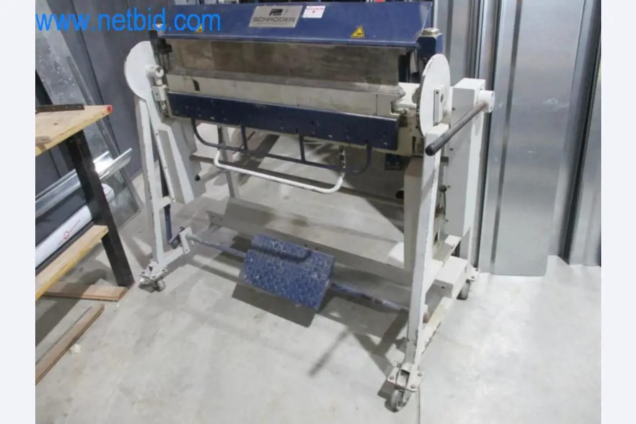 Stroji in vozila (strešna kritina)-1