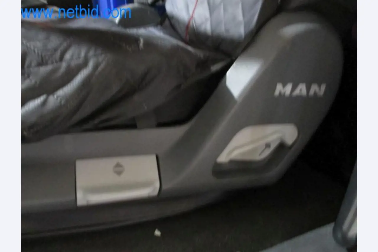 Máquinas e veículos (coberturas)-18