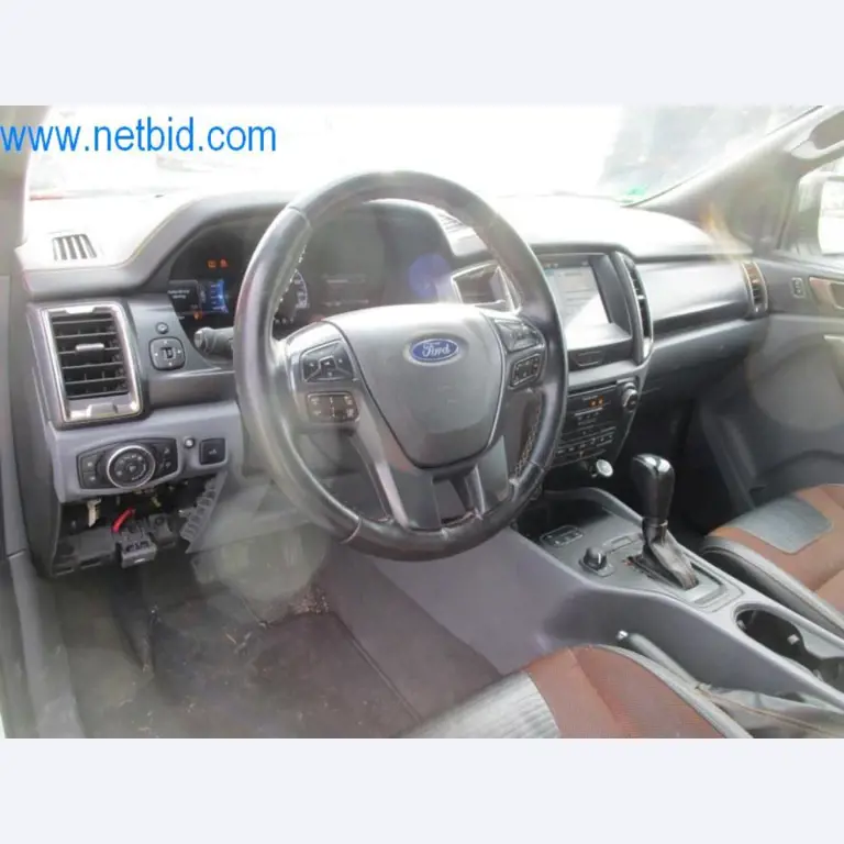 Máquinas e veículos (coberturas)-12