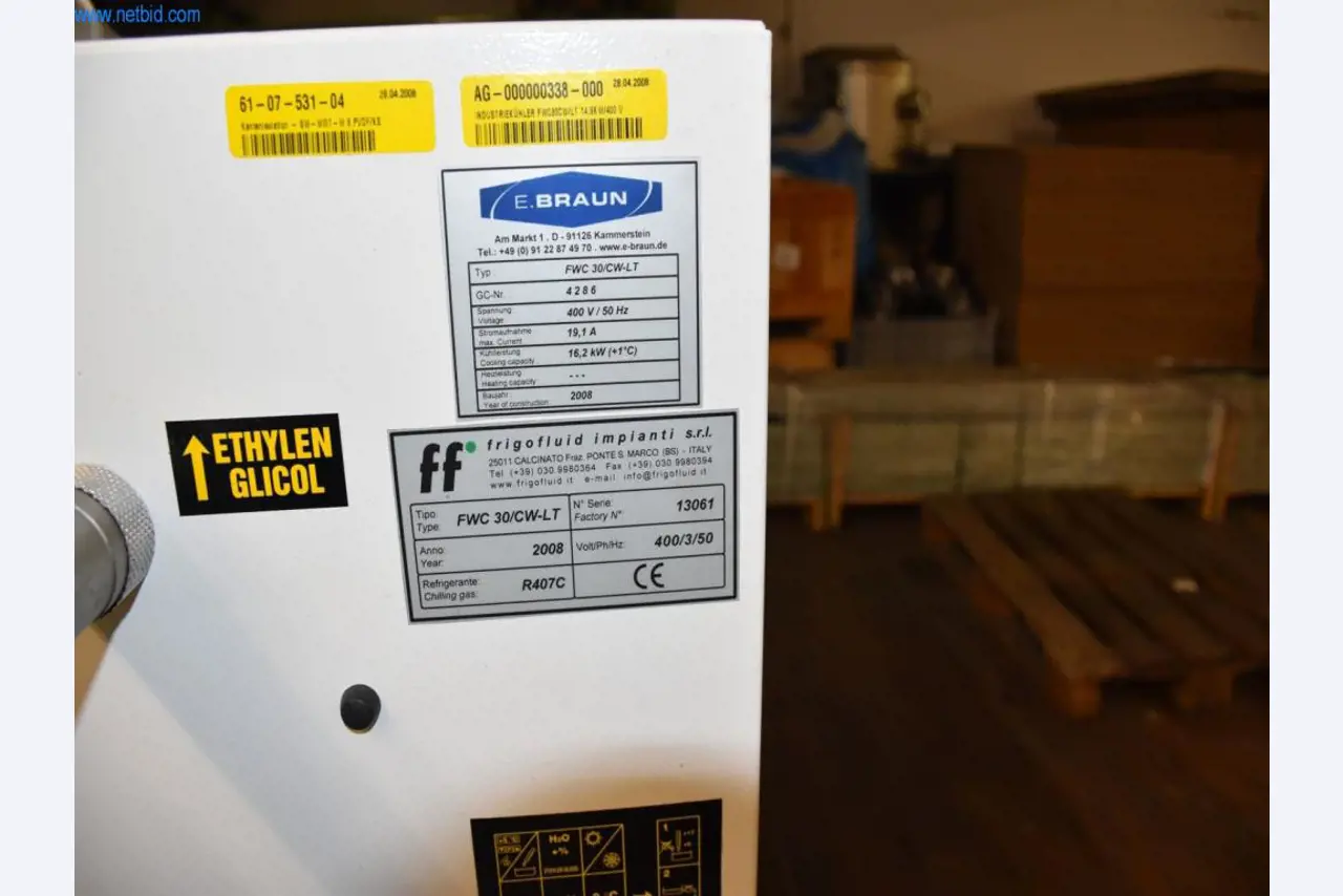 Uitgebreide voorraden vacuümpompen, meetapparatuur, reserveonderdelen en accessoires-3