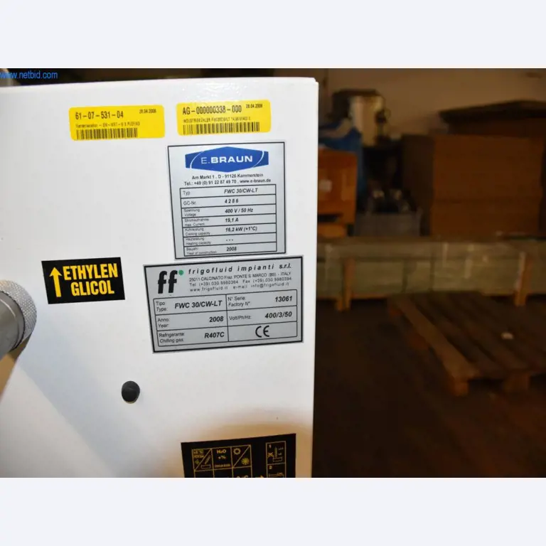 Uitgebreide voorraden vacuümpompen, meetapparatuur, reserveonderdelen en accessoires-3