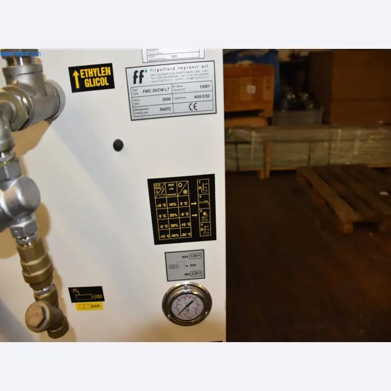 Uitgebreide voorraden vacuümpompen, meetapparatuur, reserveonderdelen en accessoires-5