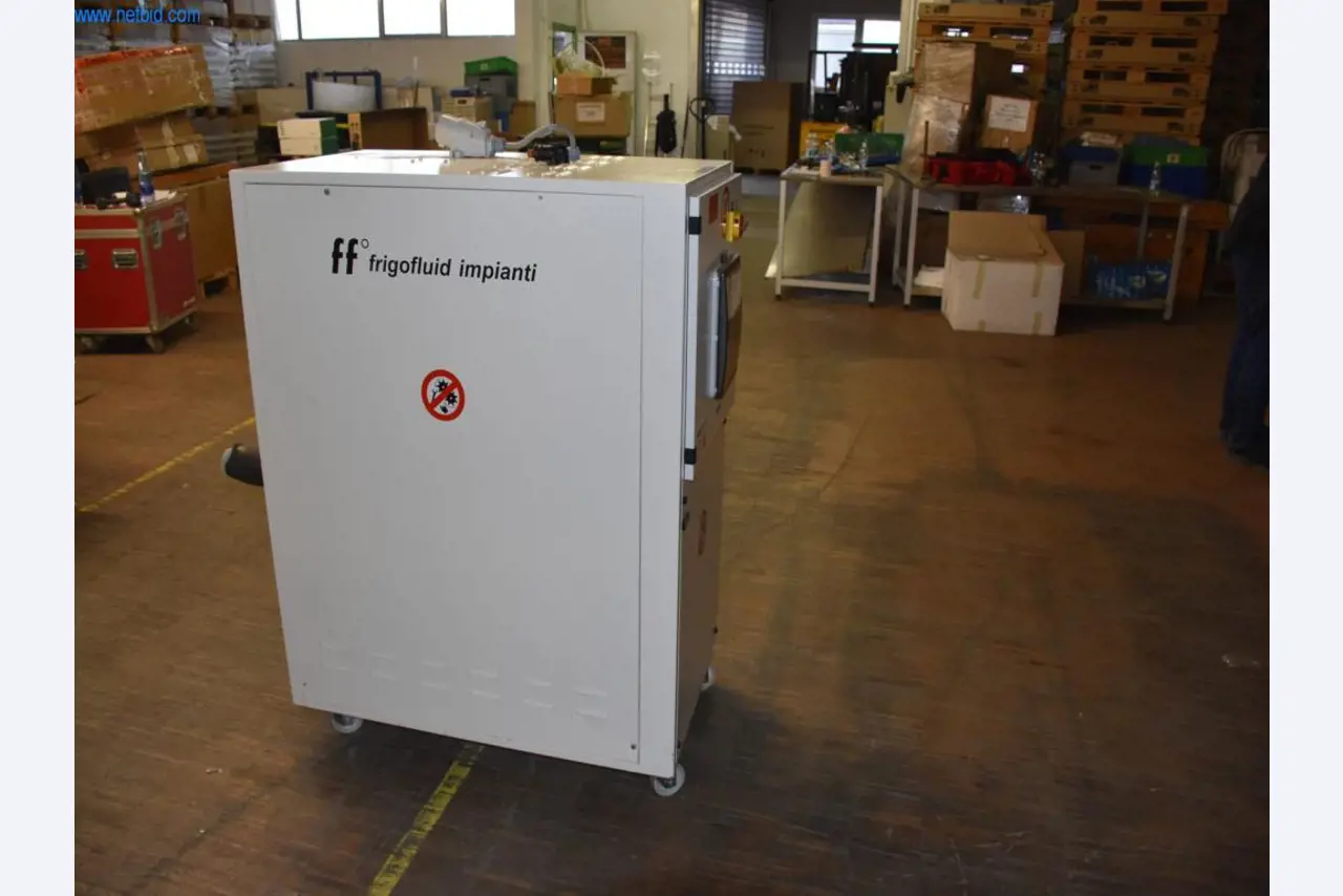 Uitgebreide voorraden vacuümpompen, meetapparatuur, reserveonderdelen en accessoires-6