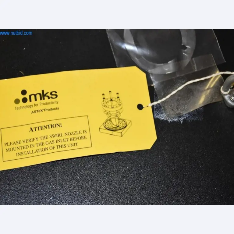 Rozsáhlé zásoby vývěv, měřicích přístrojů, náhradních dílů a příslušenství-4