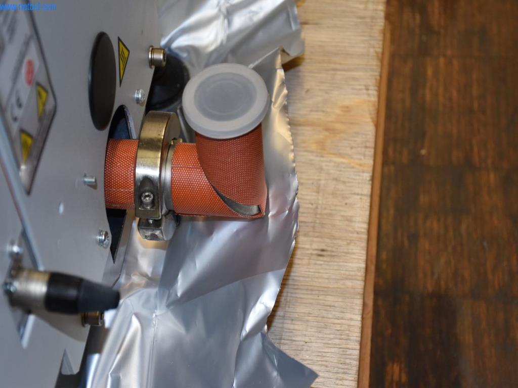 Obsežne zaloge vakuumskih črpalk, merilnih naprav, rezervnih delov in dodatne opreme-5