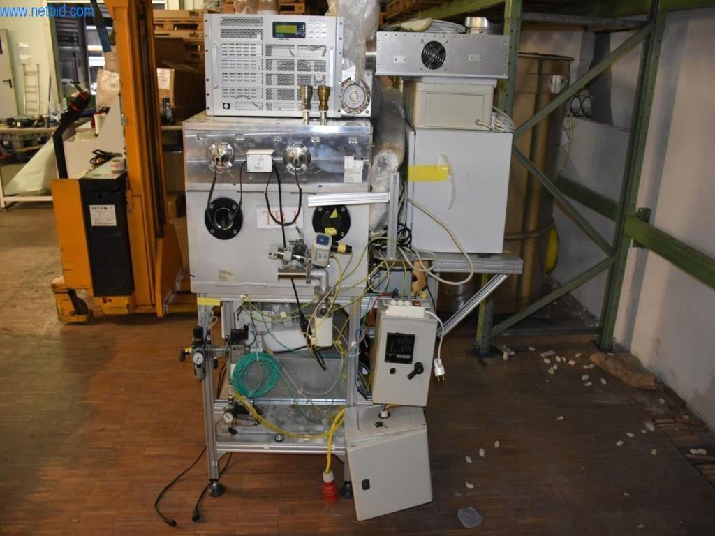 Umfangreiche Bestände an Vakuumpumpen, Meßgeräten, Ersatzteilen und Zubehör-2