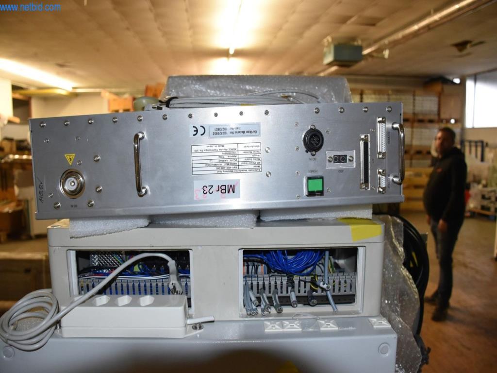 Umfangreiche Bestände an Vakuumpumpen, Meßgeräten, Ersatzteilen und Zubehör-4