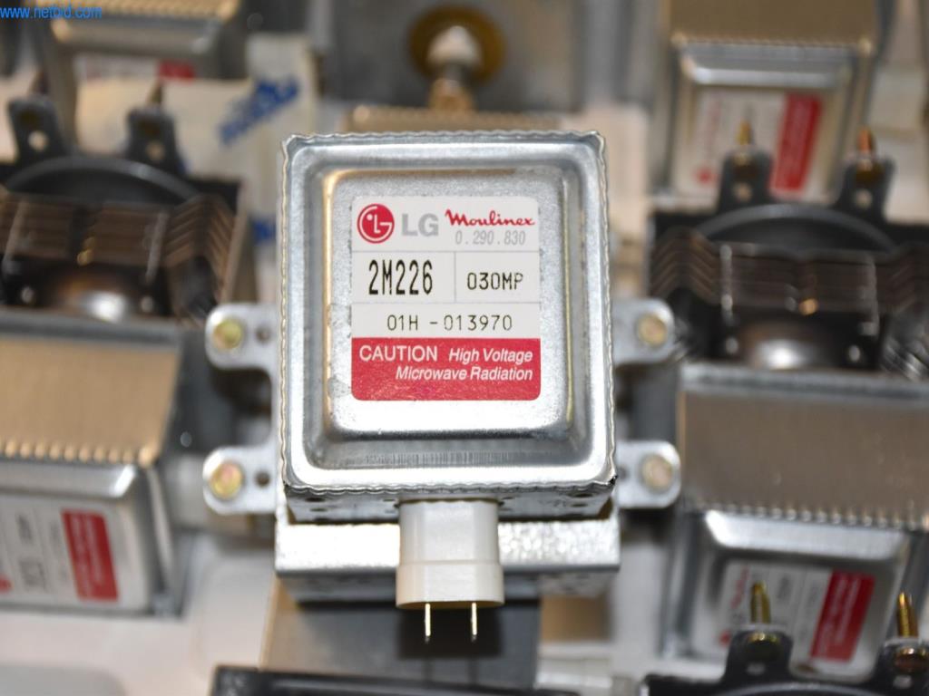 Umfangreiche Bestände an Vakuumpumpen, Meßgeräten, Ersatzteilen und Zubehör-6