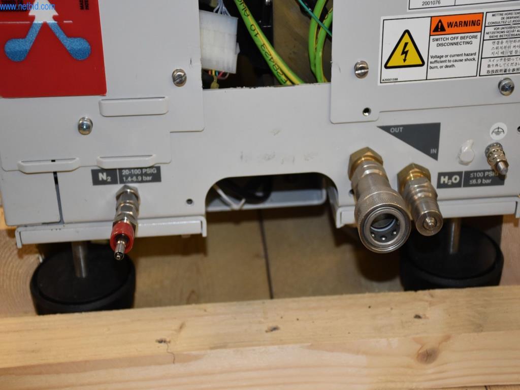 Extensos stocks de bombas de vácuo, dispositivos de medição, peças sobressalentes e acessórios-8