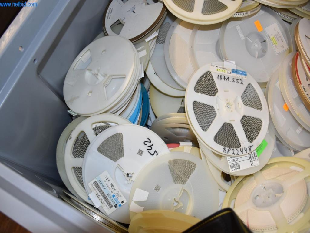 Extensos stocks de bombas de vácuo, dispositivos de medição, peças sobressalentes e acessórios-5