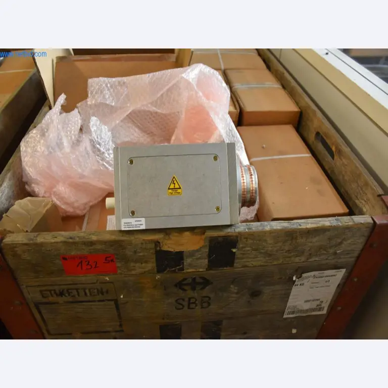 Umfangreiche Bestände an Vakuumpumpen, Meßgeräten, Ersatzteilen und Zubehör-7