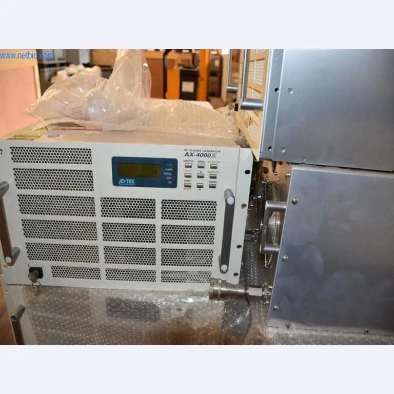 Umfangreiche Bestände an Vakuumpumpen, Meßgeräten, Ersatzteilen und Zubehör-4