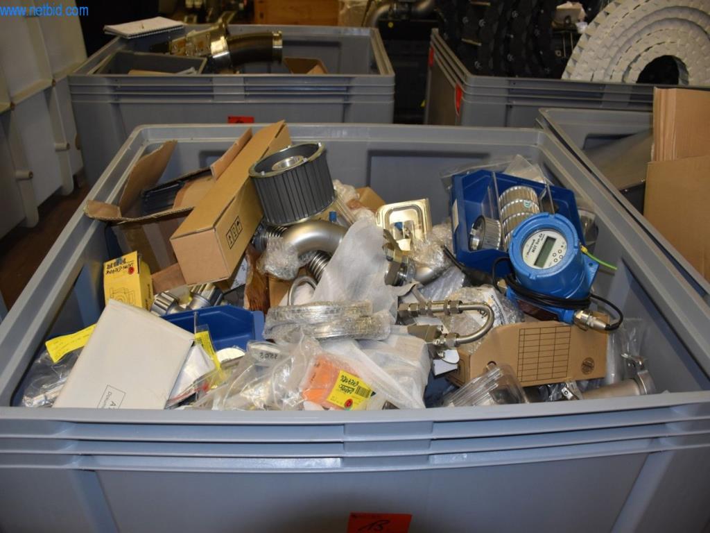 Extensos stocks de bombas de vácuo, dispositivos de medição, peças sobressalentes e acessórios-2