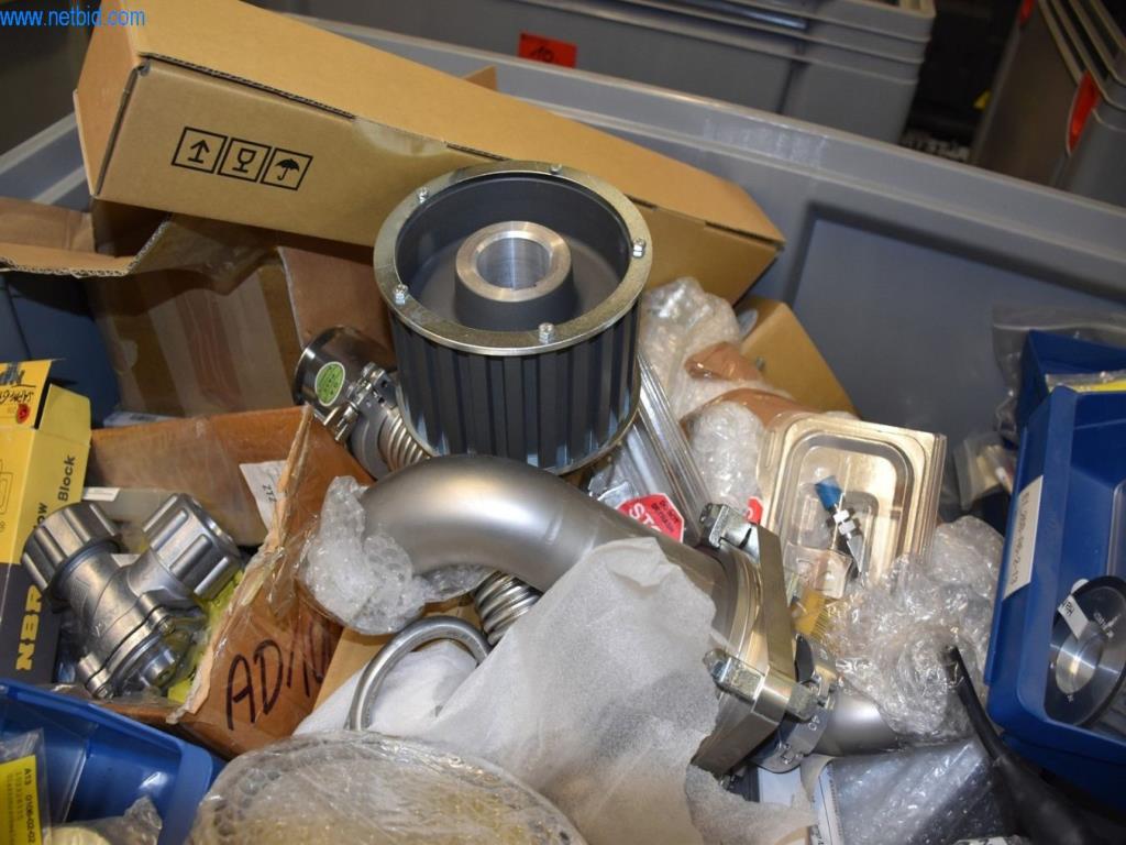 Extensos stocks de bombas de vácuo, dispositivos de medição, peças sobressalentes e acessórios-4