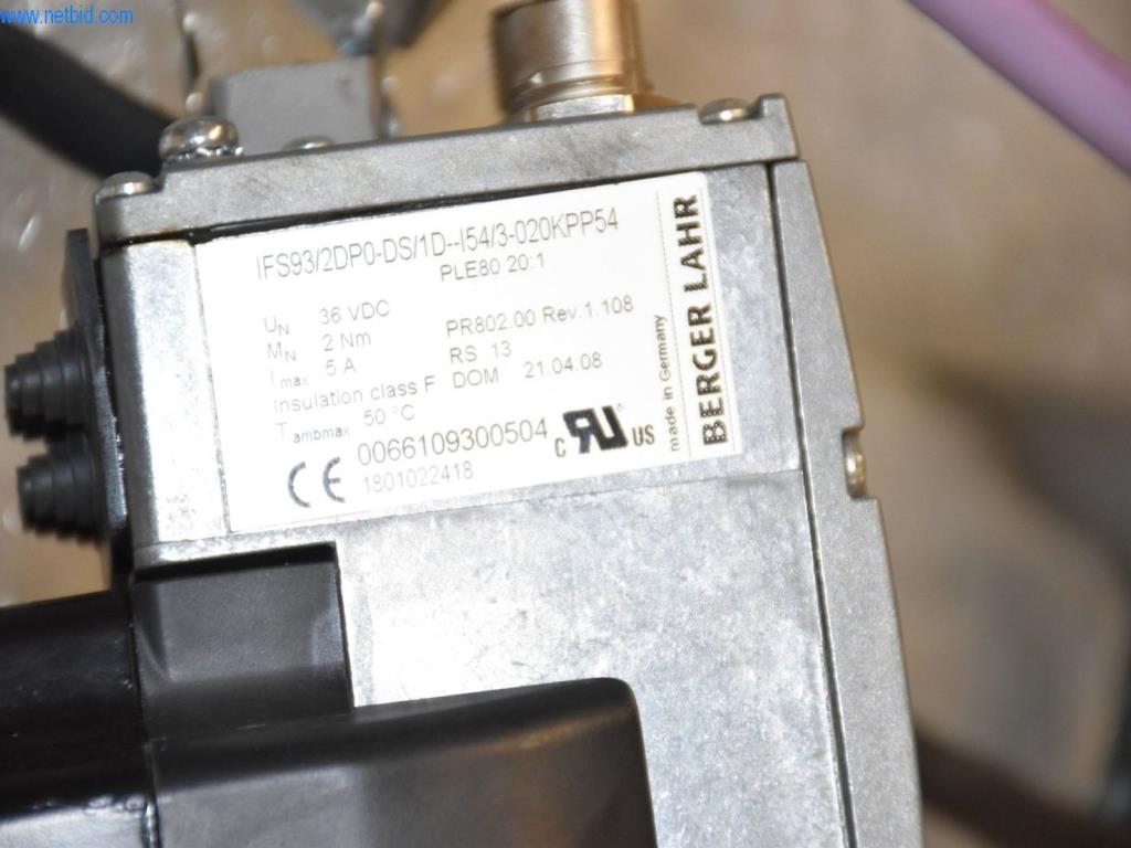 Extensos stocks de bombas de vácuo, dispositivos de medição, peças sobressalentes e acessórios-10