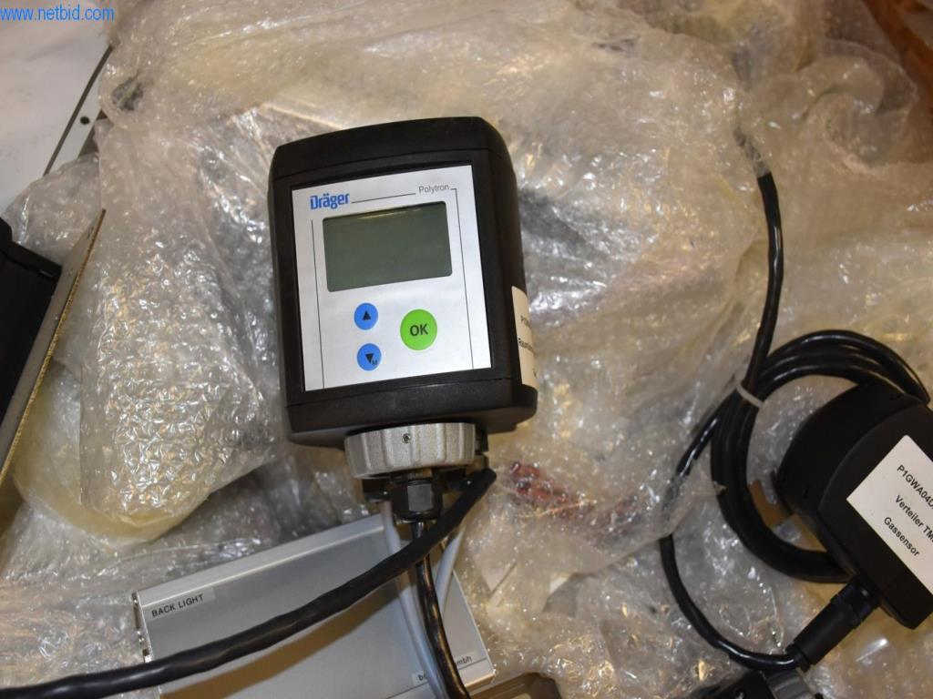 Extensos stocks de bombas de vácuo, dispositivos de medição, peças sobressalentes e acessórios-4