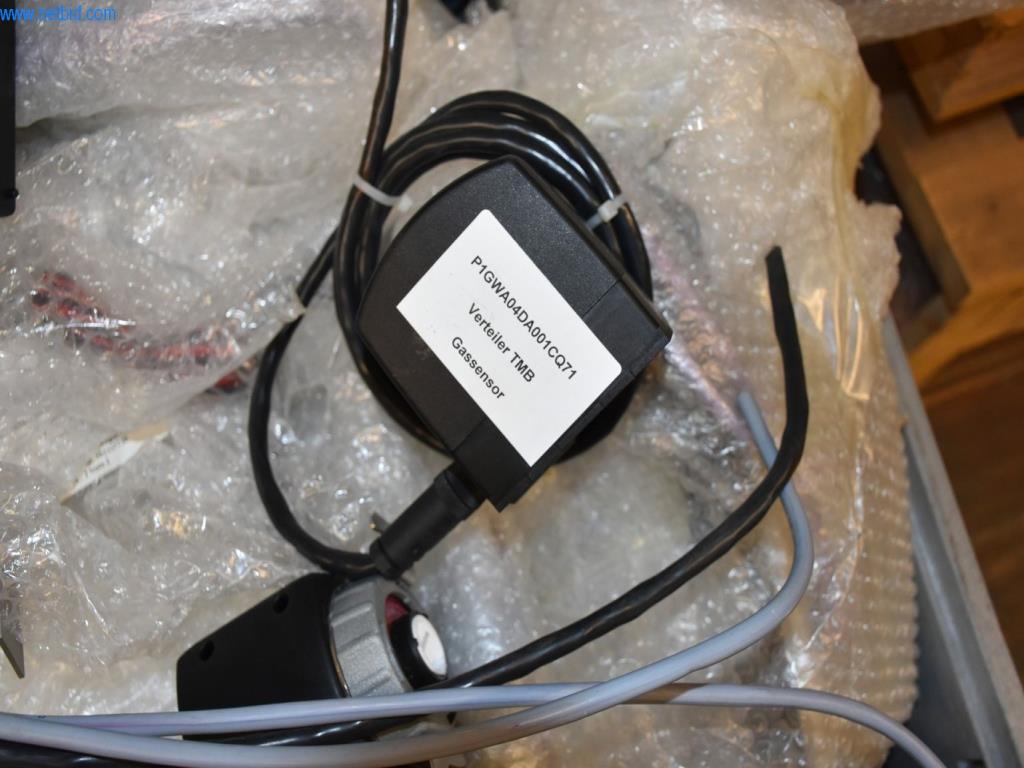 Extensos stocks de bombas de vácuo, dispositivos de medição, peças sobressalentes e acessórios-6