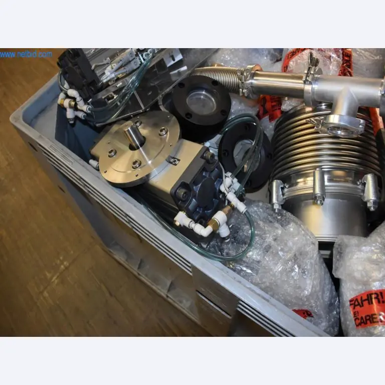 Amplias existencias de bombas de vacío, dispositivos de medición, piezas de repuesto y accesorios-4