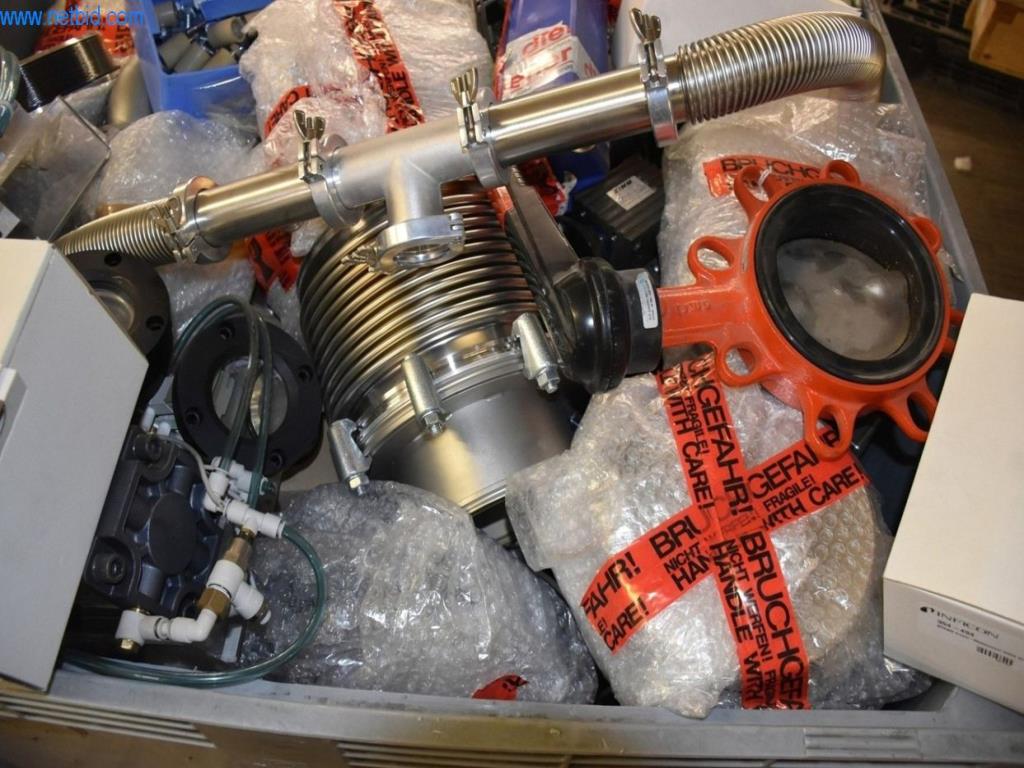 Extensos stocks de bombas de vácuo, dispositivos de medição, peças sobressalentes e acessórios-5