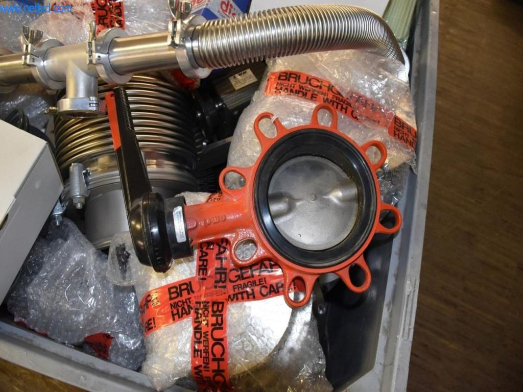 Extensos stocks de bombas de vácuo, dispositivos de medição, peças sobressalentes e acessórios-6