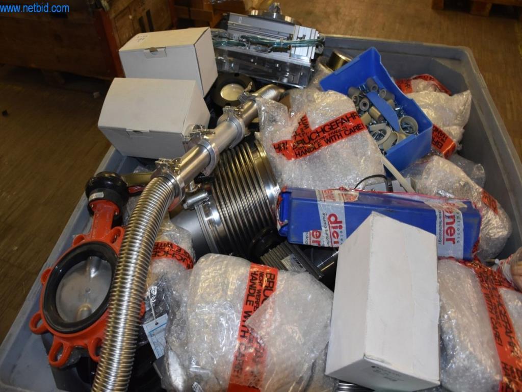 Extensos stocks de bombas de vácuo, dispositivos de medição, peças sobressalentes e acessórios-7