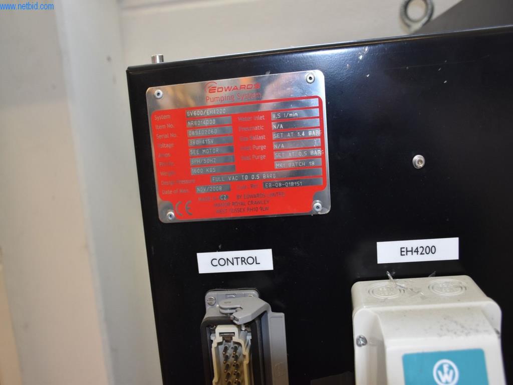 Extensos stocks de bombas de vácuo, dispositivos de medição, peças sobressalentes e acessórios-3