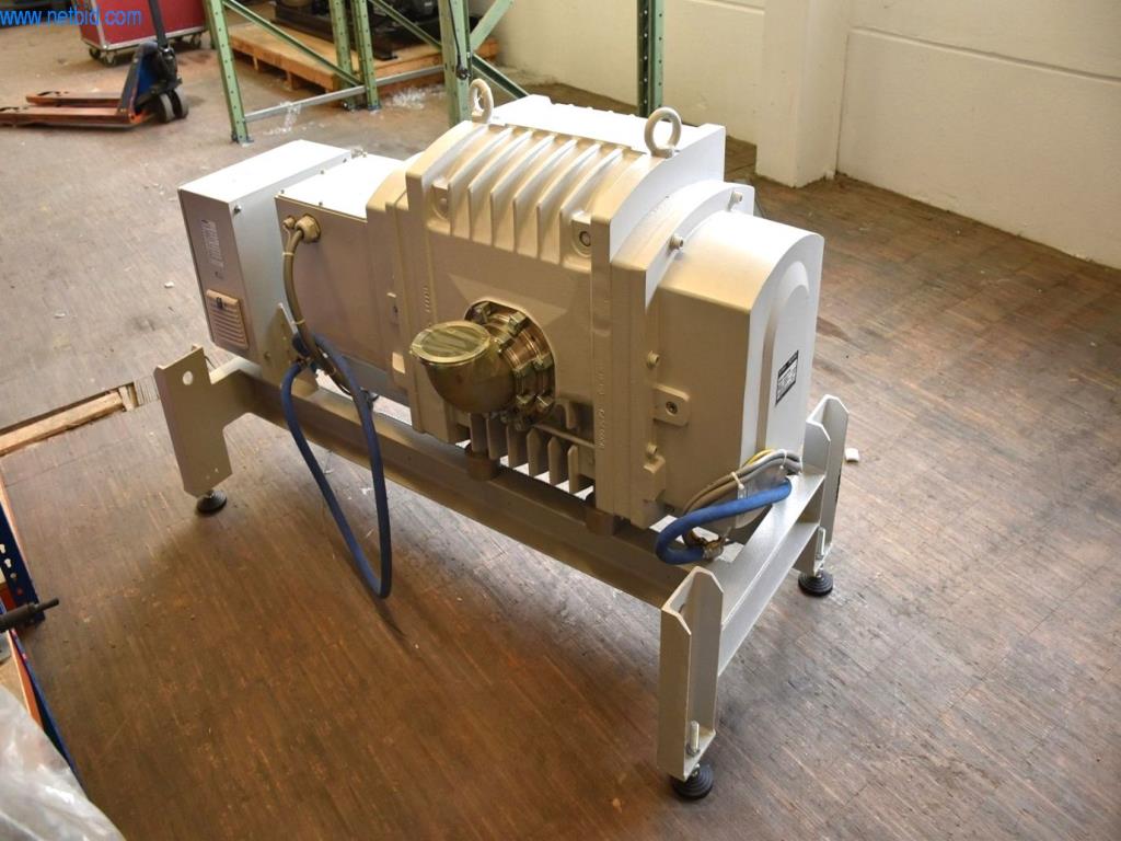 Extensos stocks de bombas de vácuo, dispositivos de medição, peças sobressalentes e acessórios-4