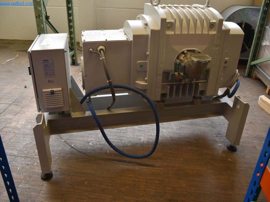 Extensos stocks de bombas de vácuo, dispositivos de medição, peças sobressalentes e acessórios-6