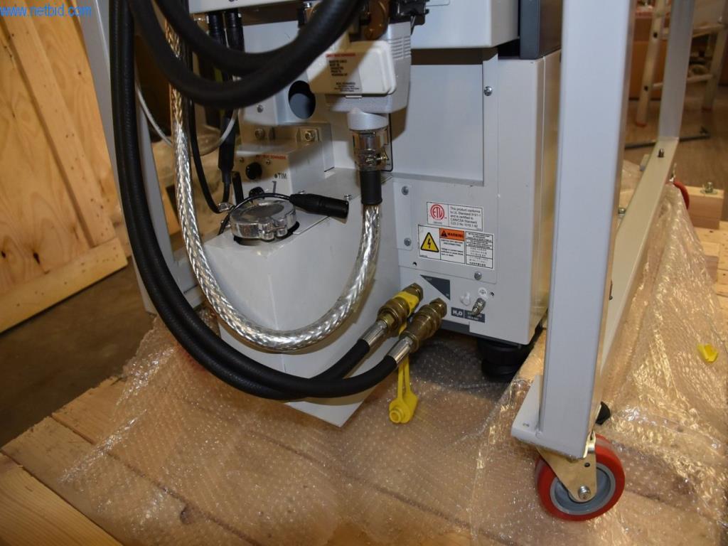 Umfangreiche Bestände an Vakuumpumpen, Meßgeräten, Ersatzteilen und Zubehör-2