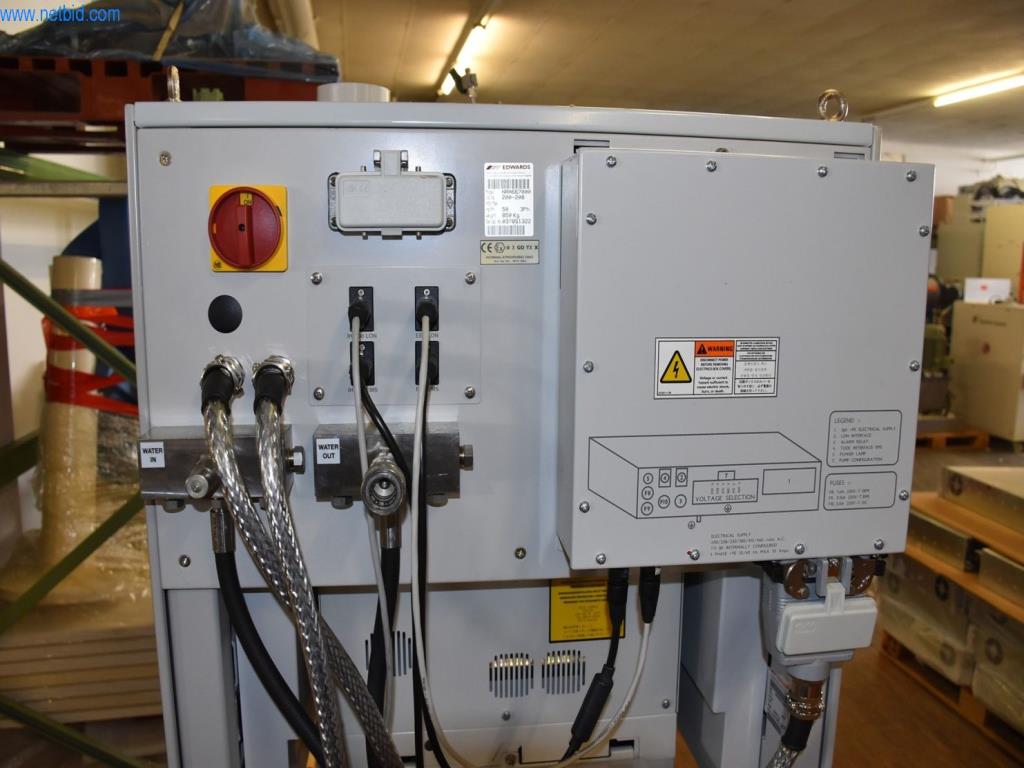 Umfangreiche Bestände an Vakuumpumpen, Meßgeräten, Ersatzteilen und Zubehör-3