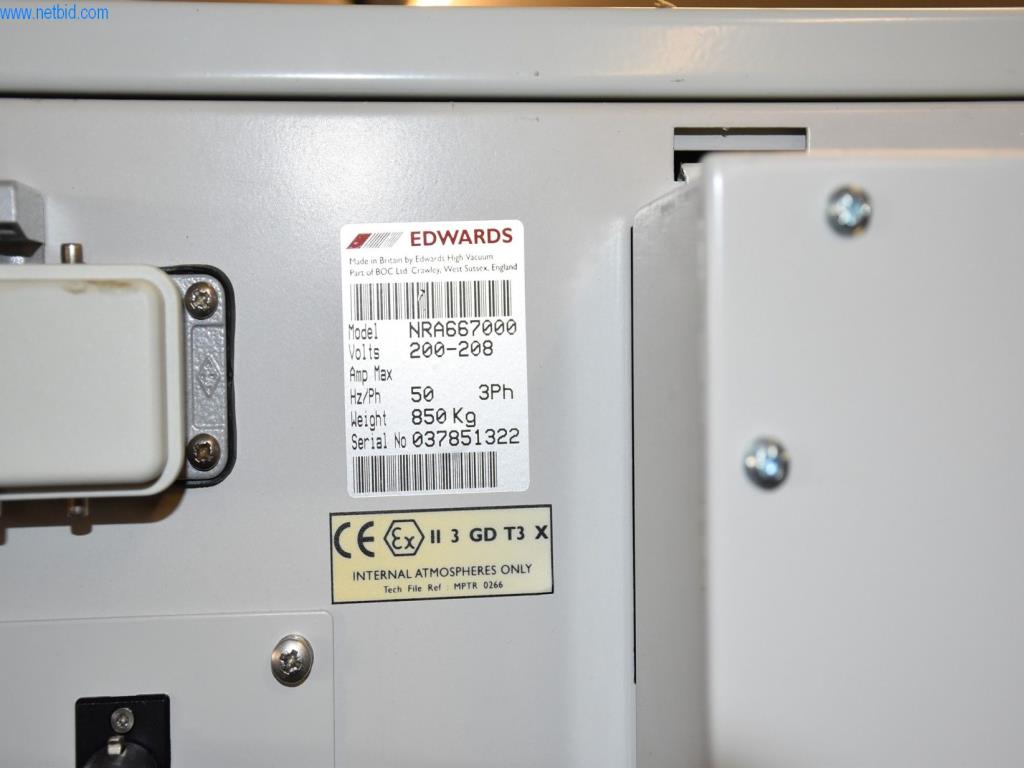 Umfangreiche Bestände an Vakuumpumpen, Meßgeräten, Ersatzteilen und Zubehör-4