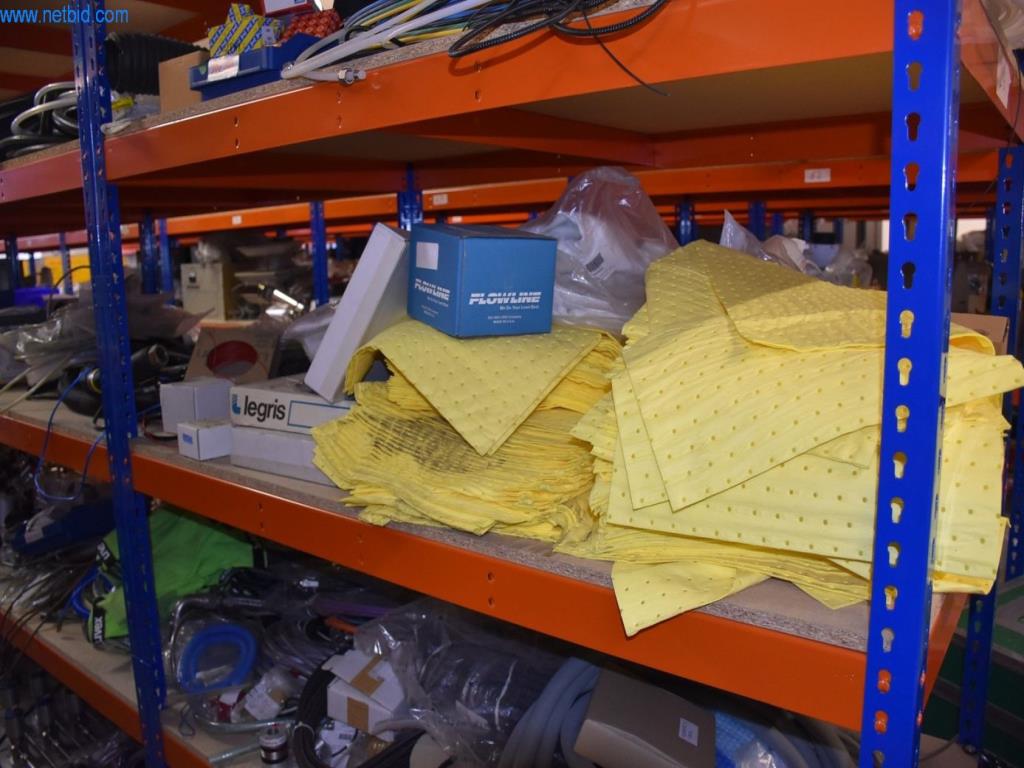 Extensos stocks de bombas de vácuo, dispositivos de medição, peças sobressalentes e acessórios-12