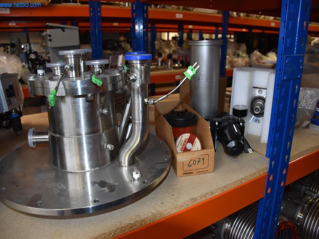 Extensos stocks de bombas de vácuo, dispositivos de medição, peças sobressalentes e acessórios-21