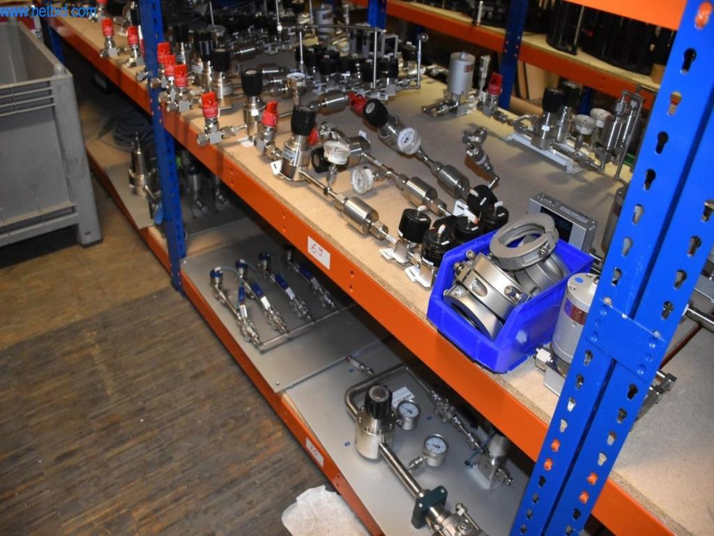 Extensos stocks de bombas de vácuo, dispositivos de medição, peças sobressalentes e acessórios-30