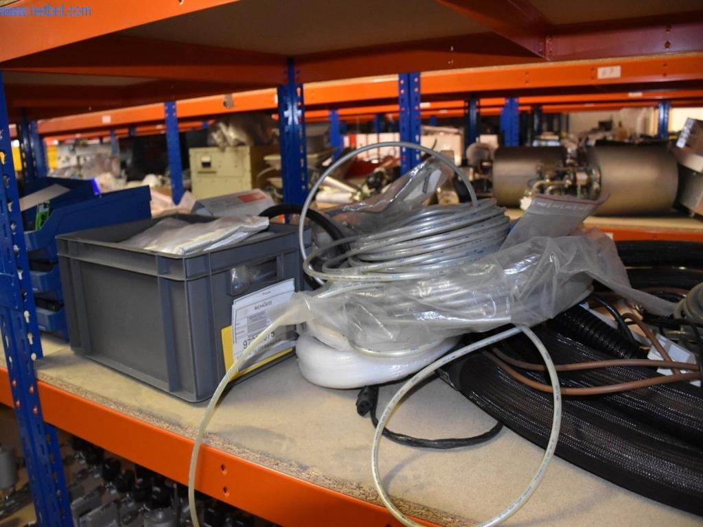 Extensos stocks de bombas de vácuo, dispositivos de medição, peças sobressalentes e acessórios-40