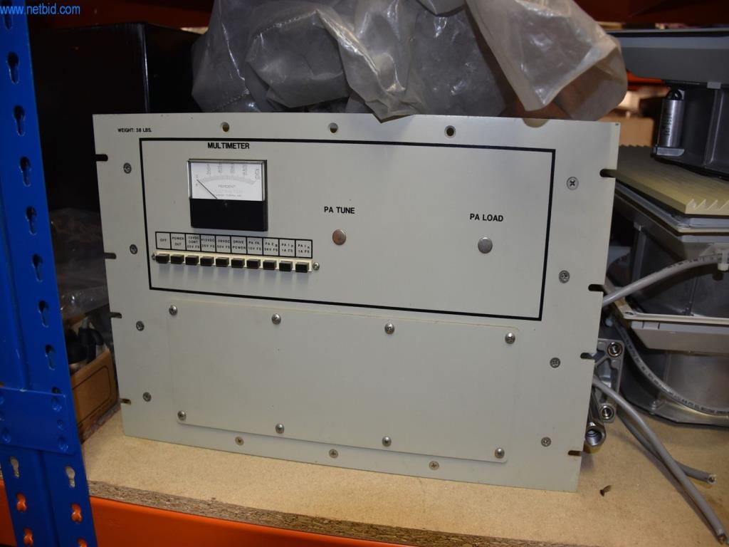 Obsežne zaloge vakuumskih črpalk, merilnih naprav, rezervnih delov in dodatne opreme-11