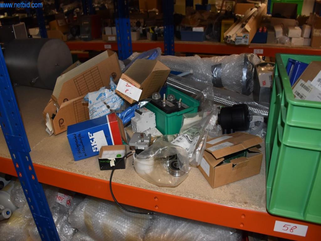 Obsežne zaloge vakuumskih črpalk, merilnih naprav, rezervnih delov in dodatne opreme-12