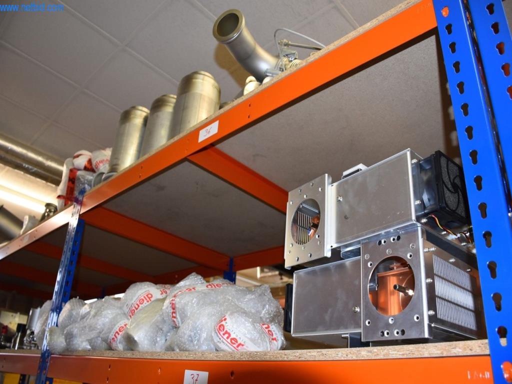 Obsežne zaloge vakuumskih črpalk, merilnih naprav, rezervnih delov in dodatne opreme-13