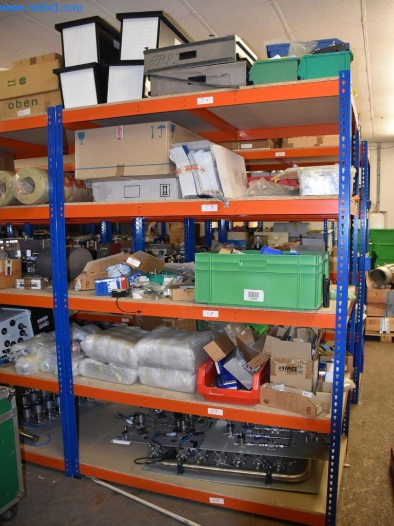 Obsežne zaloge vakuumskih črpalk, merilnih naprav, rezervnih delov in dodatne opreme-1