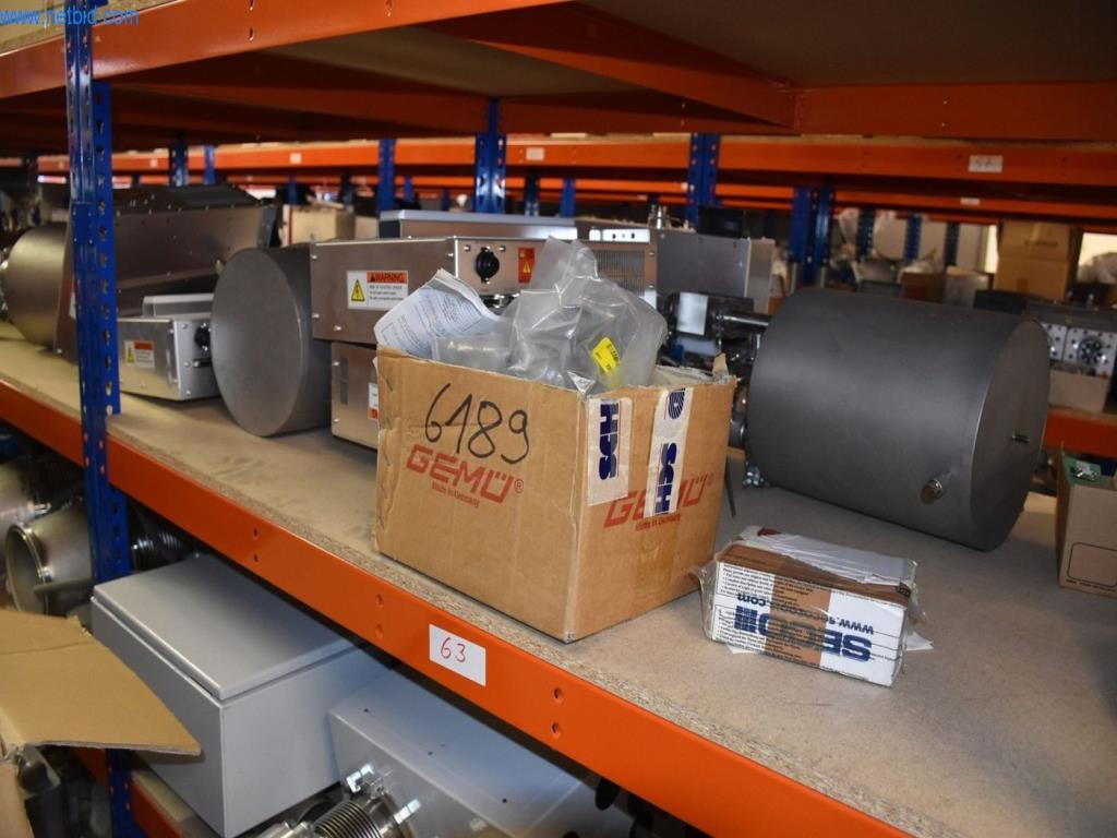 Obsežne zaloge vakuumskih črpalk, merilnih naprav, rezervnih delov in dodatne opreme-34