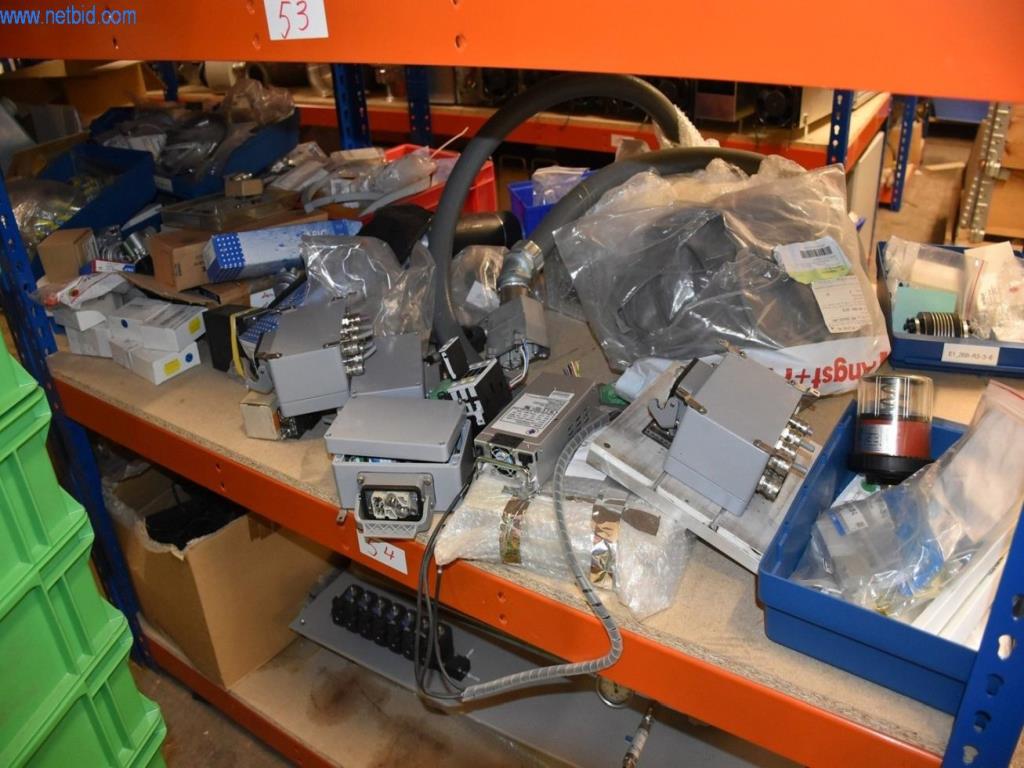 Extensos stocks de bombas de vácuo, dispositivos de medição, peças sobressalentes e acessórios-12